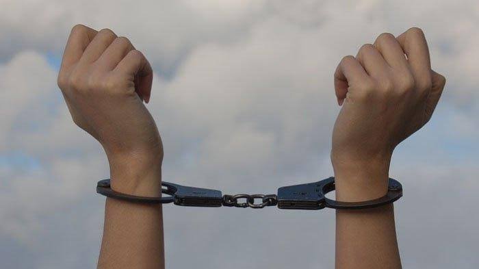 Polisi Tetapkan Ibu yang Lecehkan Anak Kandung Baju Biru Sebagai Tersangka