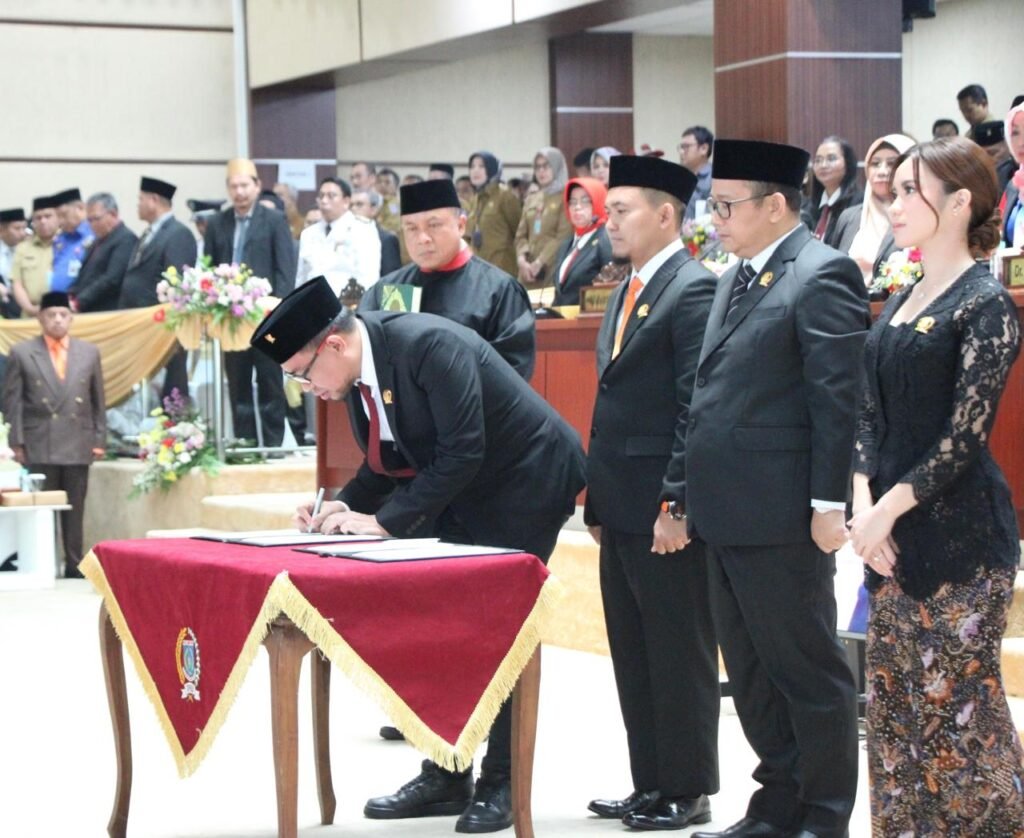Pimpinan Definitif DPRD Kota Tangsel Resmi Dilantik, Siap Kawal Amanah Rakyat