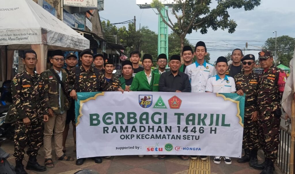 Berbagi Takjil, KNPI Setu Komitmen Akan Berperan Aktif untuk Kemajuan Wilayah