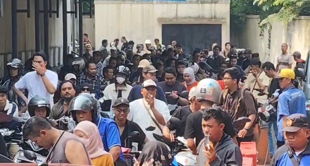 Pemutihan Pajak Gratis di Samsat Ciputat Kota Tangsel Tembus 3 Ribu Kendaraan