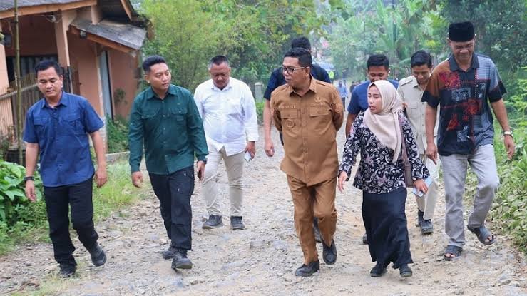 Hadirkan Program ‘Bang Andra’, Pemprov Banten Sisir 3.000 Km Jalan Rusak yang Akan Dibenahi