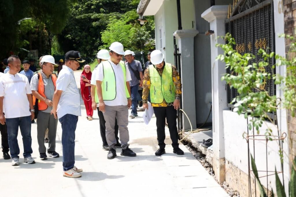 Revitalisasi Total, Pemkot Tangsel Perbaiki Jalan Lingkungan Perumahan Arya Graha Pamulang