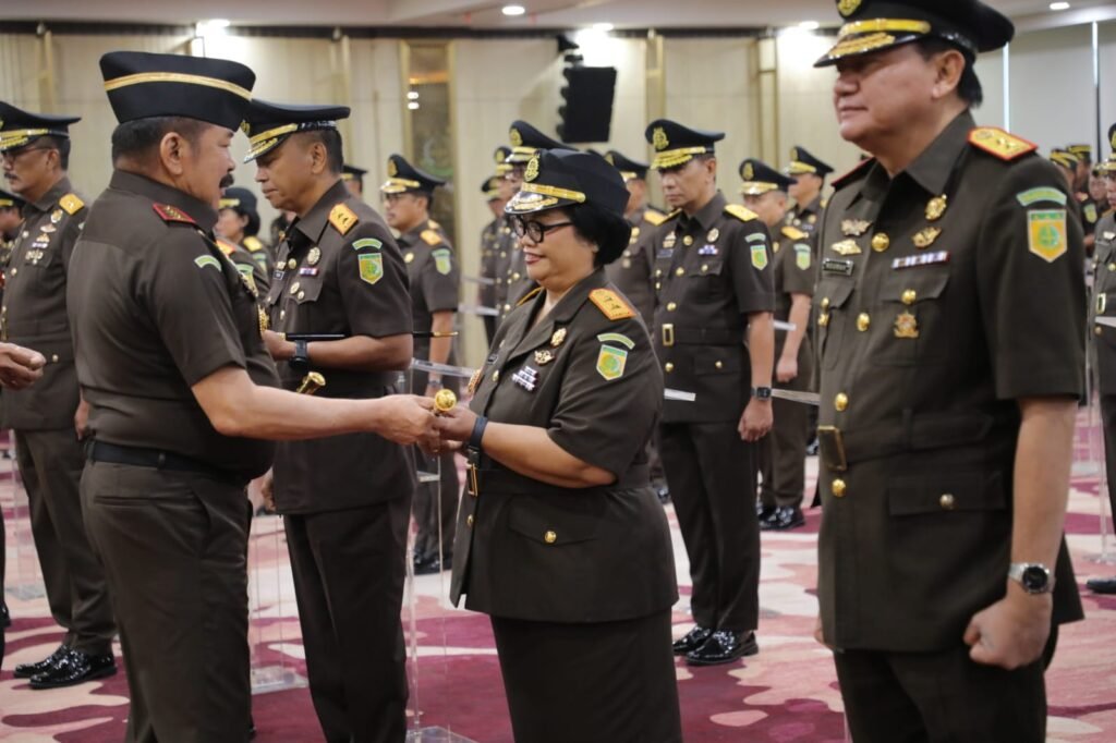 Lantik Bernadeta Maria Elastiyani, Jaksa Agung Burhanuddin Tekankan Akselerasi Kinerja!