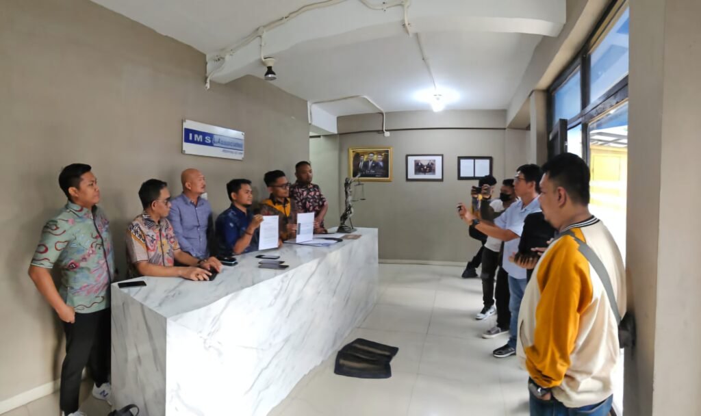 Gugatan Pengadilan Sedang Berjalan, Kuasa Hukum Arnovi: Mukota IV Kadin Tangsel Diduga Cacat Hukum