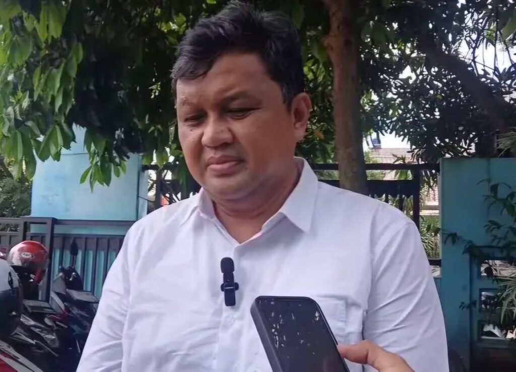 Pemerintah Bakal Tanggung Seragam SD-SMP Negeri, Dindikbud Tangsel: Khusus Batik dan Olahraga