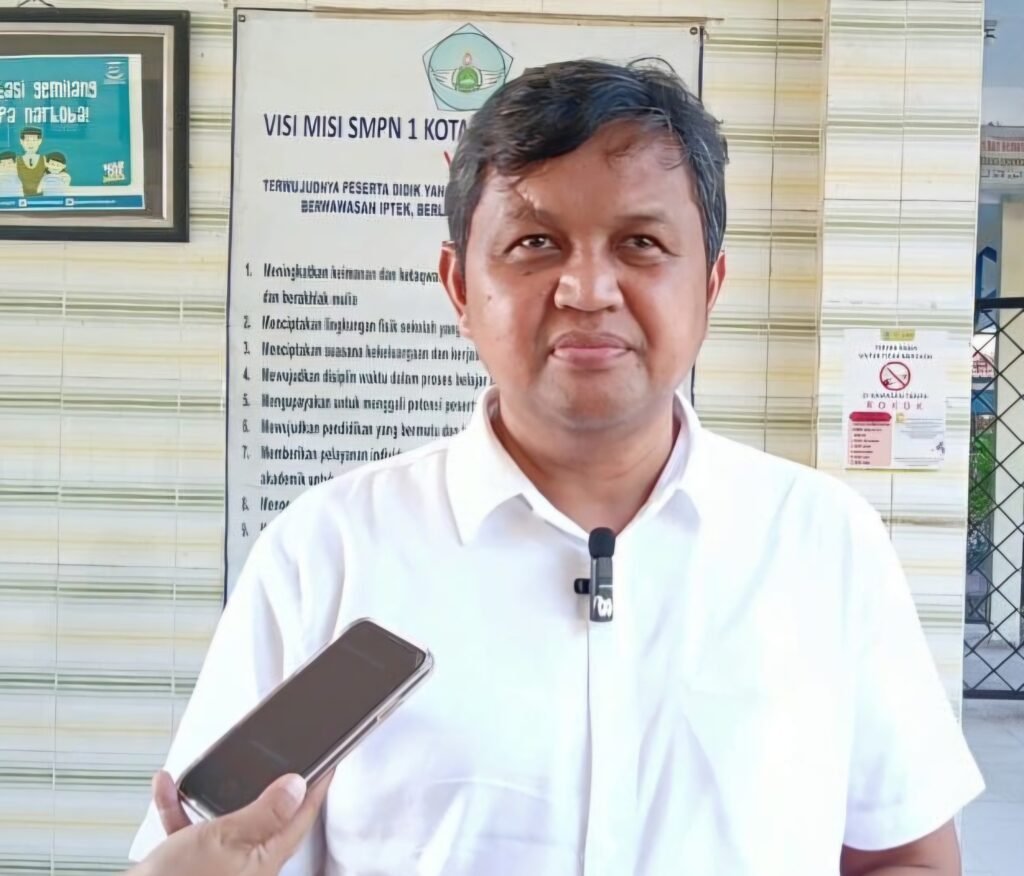 Mudah-mudahan Tahun 2026 Terlaksana, Dindikbud Tangsel Sebut Seragam Sekolah Gratis untuk Afirmasi Dulu