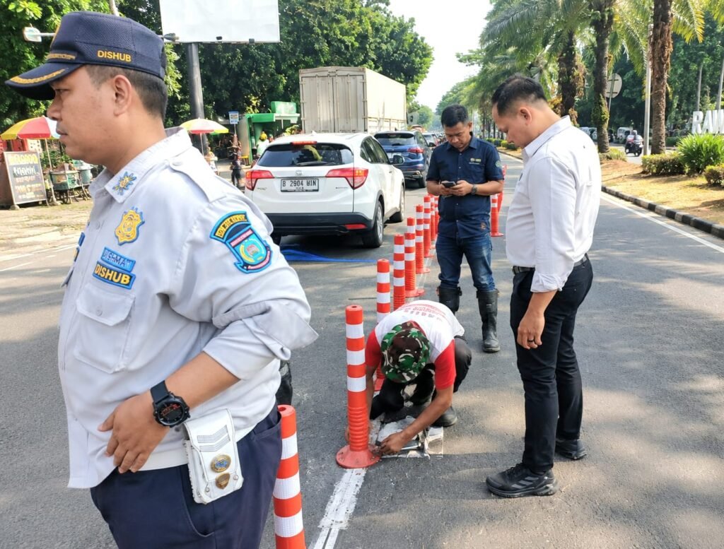 Geram Bikin Macet, Dewan Julham Firdaus Minta Pembatas Jalan Rawa Buntu Dibongkar!