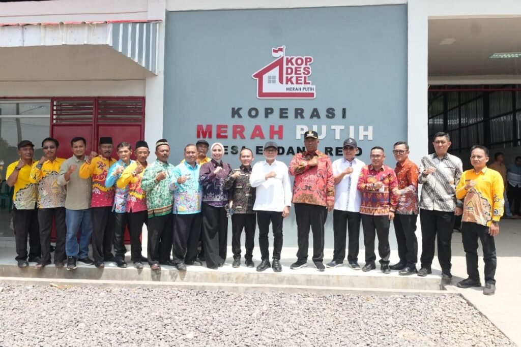 Zulhas Klaim Kopdes Merah Putih Takkan Rugikan Warung Rakyat