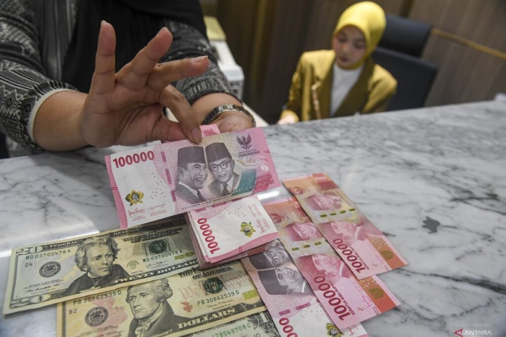 Unjuk Gigi Mata Uang Asia, Ringgit dan Rupiah Perkasa Tekan Dolar AS