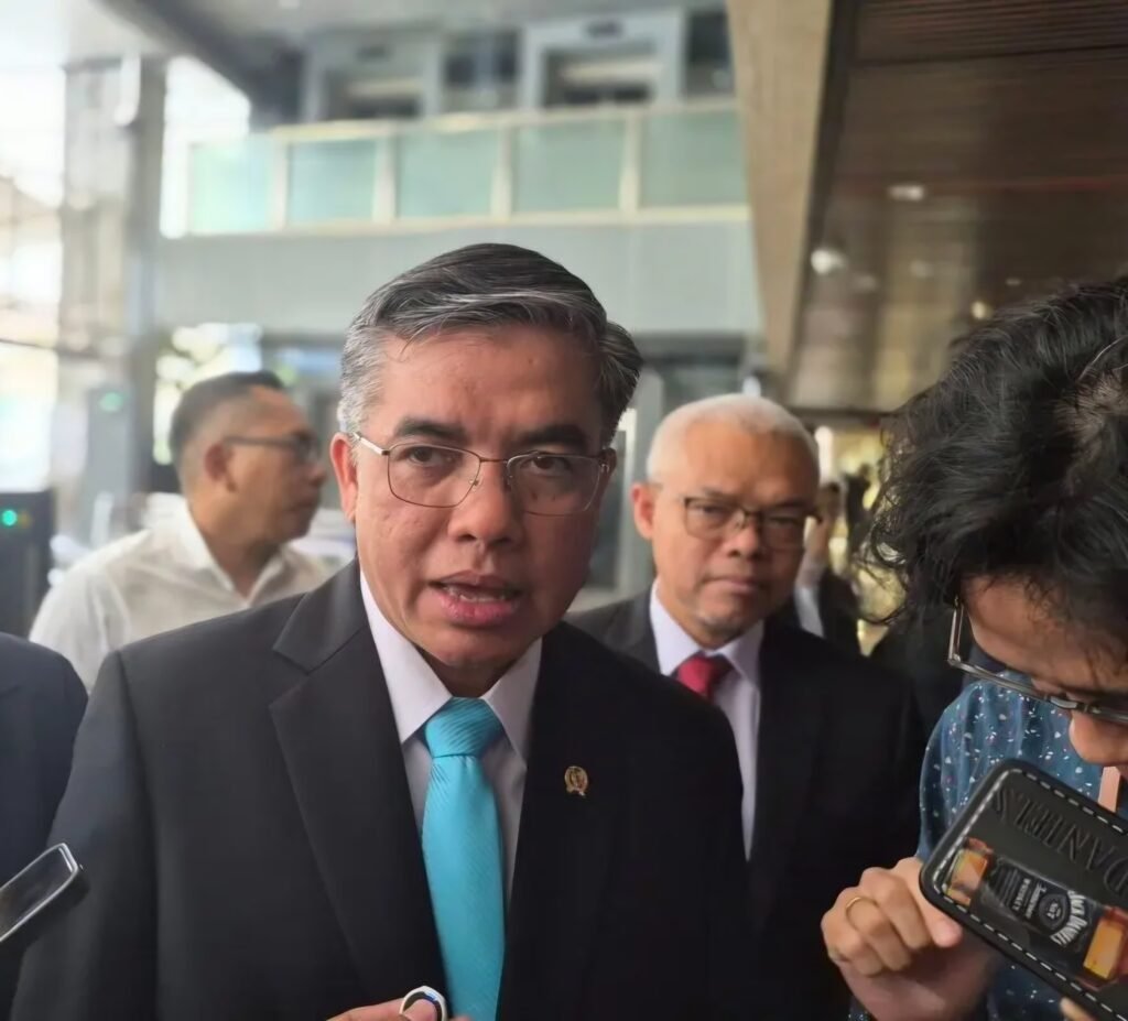 RUU Perlindungan Ketenagakerjaan Disahkan, Perketat PHK dan Pesangon 0,5 Persen Dihapus!